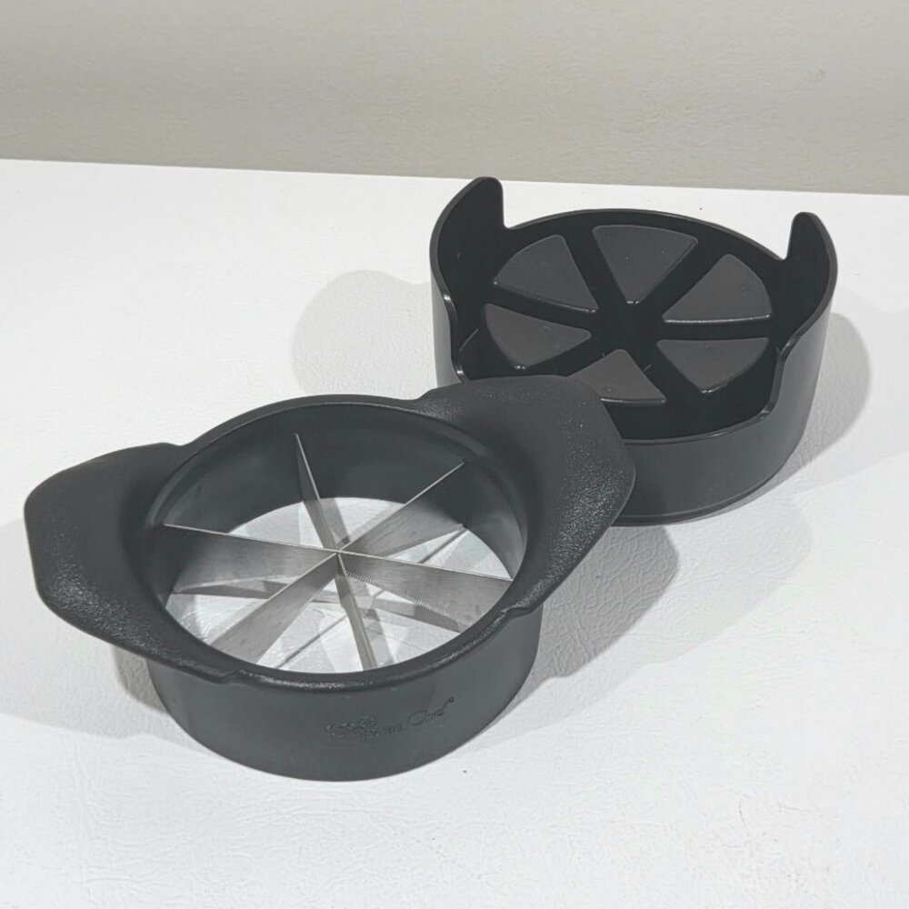 pampered chef pineapple slicer